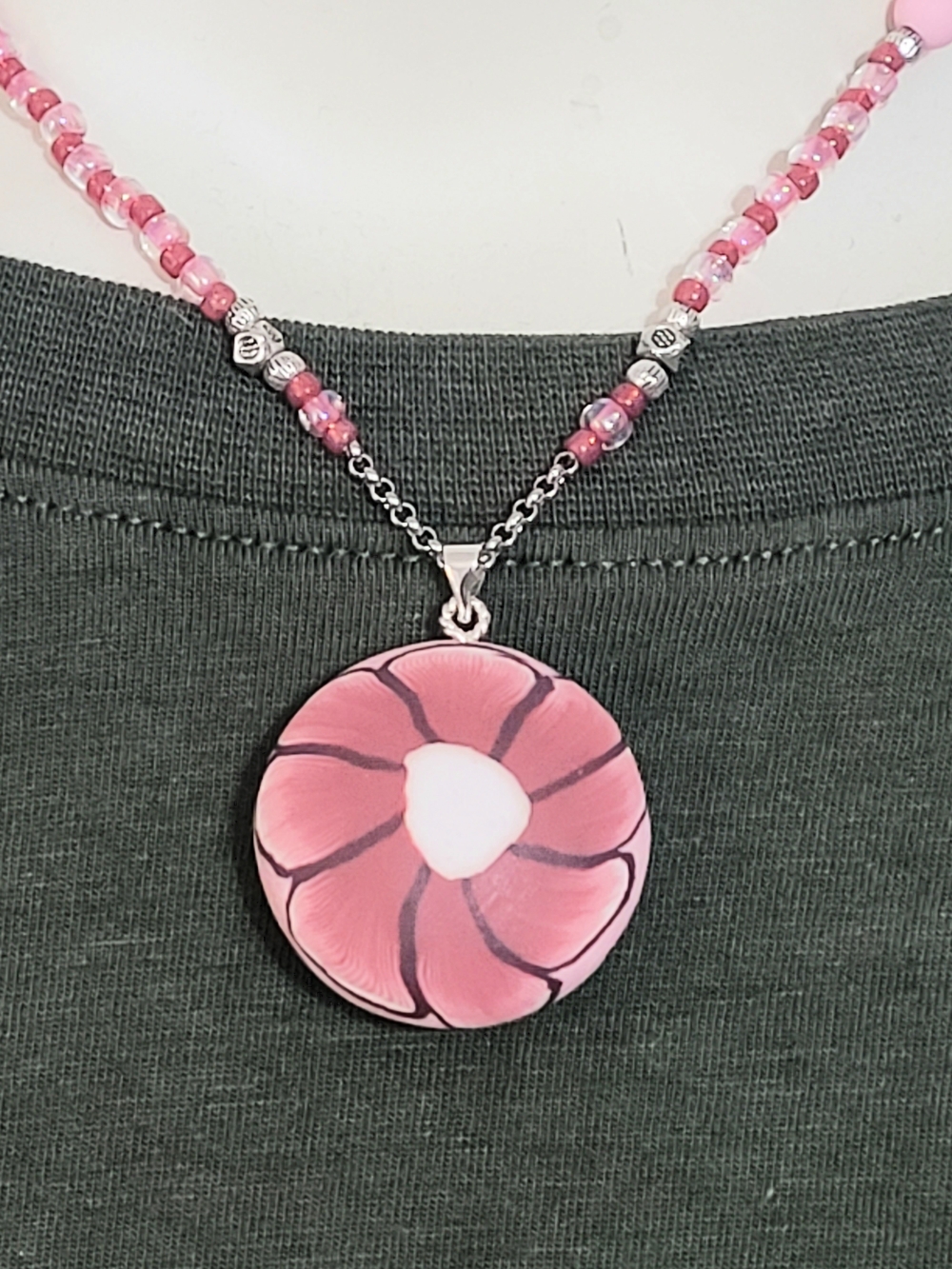 Hand Crafted Kids' Pink Floral Pendant Beaded Necklace - Picture 4 of 8